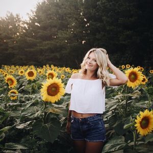 Meet your Posher, Alyza